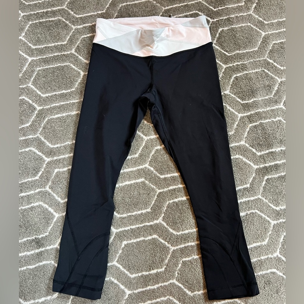 Lululemon cropped leggings
